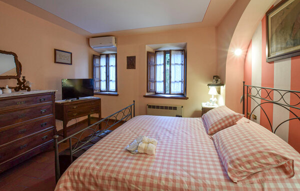 Casa vacanze - Gioviano , Italia - ITL056 601