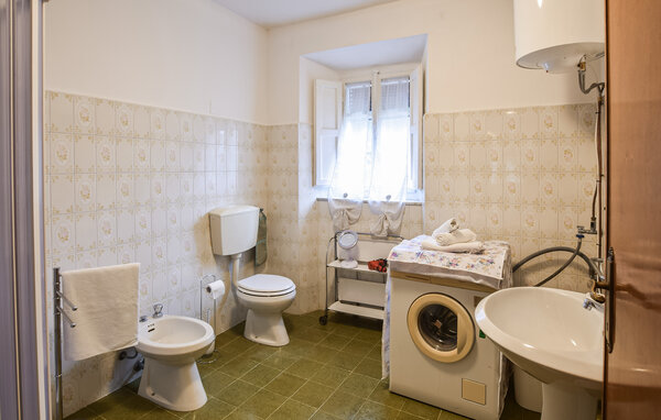 Holiday Home - Pescaglia , Italy - ITL060 701