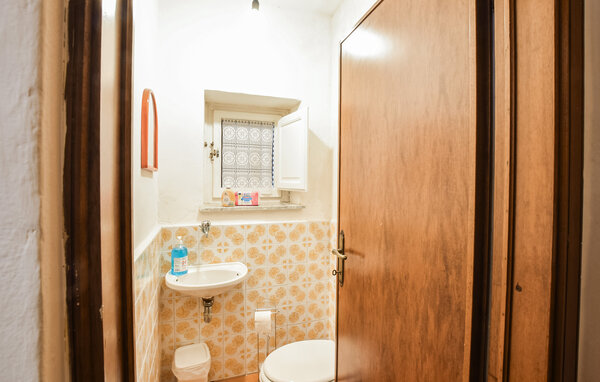 Holiday Home - Pescaglia , Italy - ITL060 702