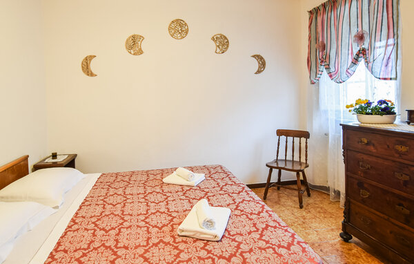 Holiday Home - Pescaglia , Italy - ITL060 602