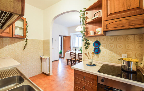 Holiday Home - Pescaglia , Italy - ITL060 401