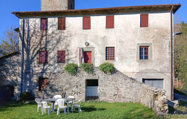 Holiday Home - Pescaglia , Italy - ITL060 83