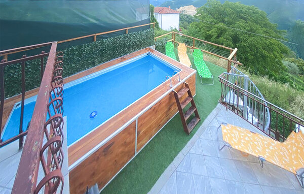 Holiday Home - Castelnuovo di Garfagnana , Italy - ITL061 12