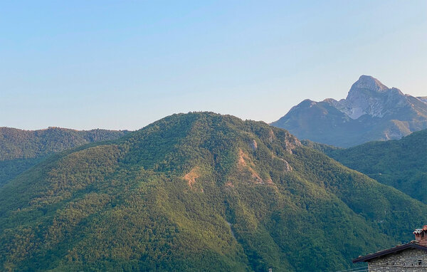 Holiday Home - Castelnuovo di Garfagnana , Italy - ITL061 201