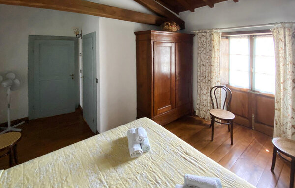 Holiday Home - Villa Collemandina , Italy - ITL063 602