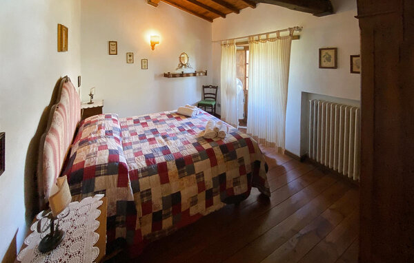 Holiday Home - Villa Collemandina , Italy - ITL063 603