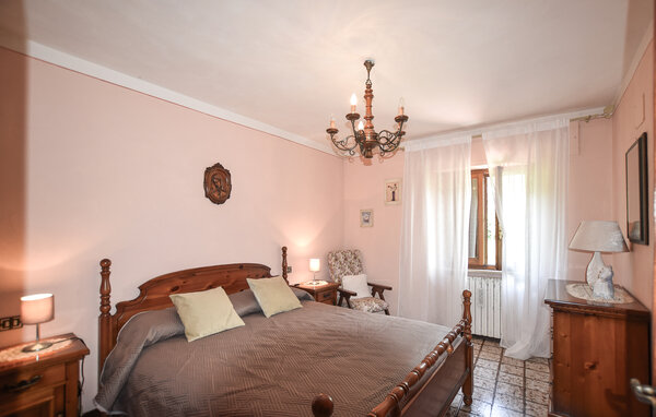 Holiday Home - Fabbriche di Vallico , Italy - ITL065 603