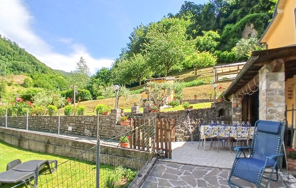 Holiday Home - Fabbriche di Vallico , Italy - ITL065 9