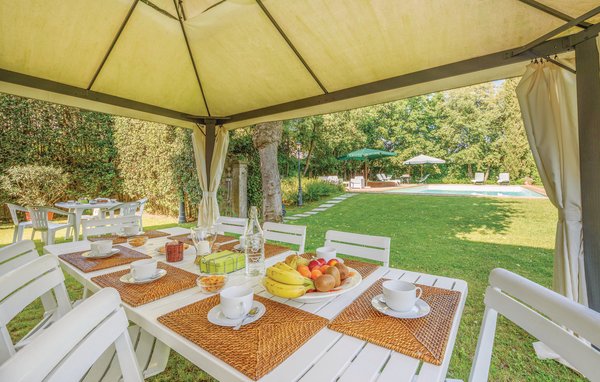 Holiday Home - Lucca , Italy - ITL438 2