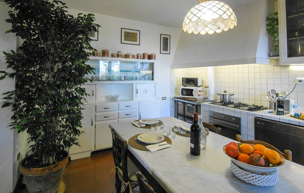 Casa vacanze - Castelvecchio di Compito , Italia - ITL625 4