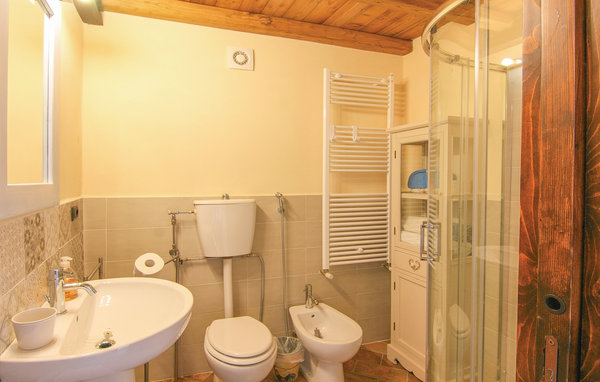 Apartament - Fivizzano , Wlochy - ITL628 701