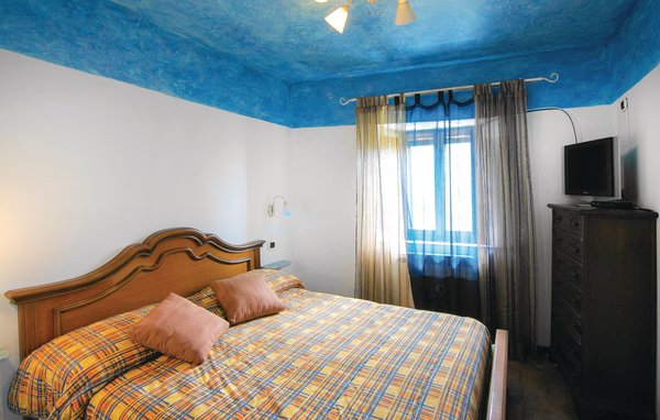 Domy wakacyjne - Montefegatesi , Wlochy - ITL630 601