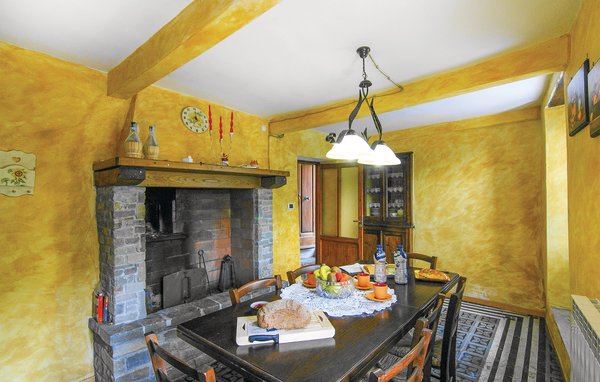 Domy wakacyjne - Montefegatesi , Wlochy - ITL630 401