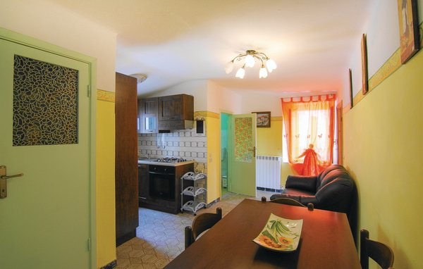 Domy wakacyjne - Montefegatesi , Wlochy - ITL630 402