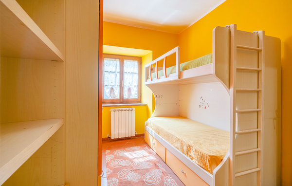 Holiday Home - Minucciano , Italy - ITL648 604
