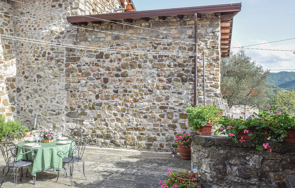 Holiday Home - Minucciano , Italy - ITL648 102