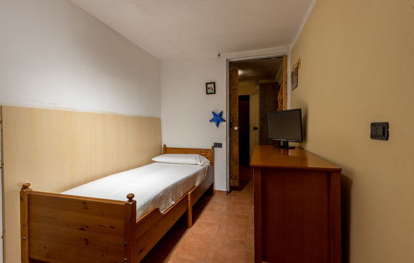 Casa de vacaciones - Podenzana , Italia - ITL666 605