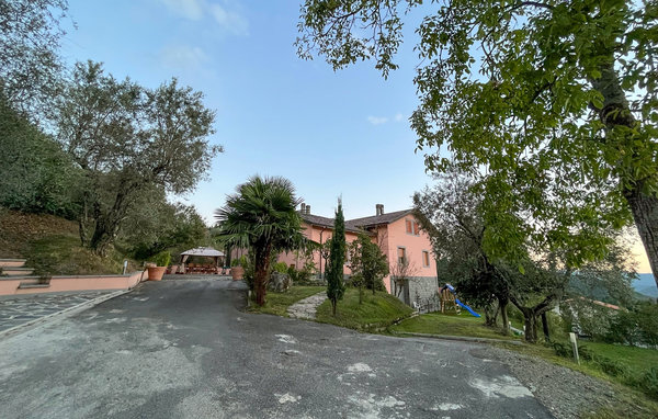 Domy wakacyjne - Fivizzano , Wlochy - ITL673 81