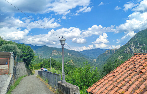 Holiday Home - Limano , Italy - ITL680 904
