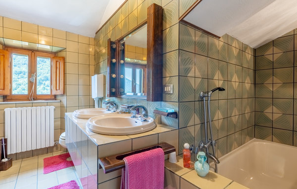 Holiday Home - Limano , Italy - ITL680 702
