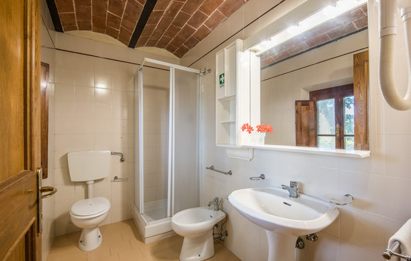 Appartamento - Montaione , Italia - ITN300 701