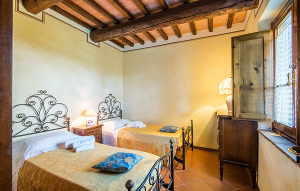 Appartamento - Montaione , Italia - ITN300 603