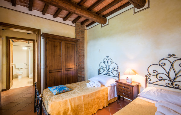 Appartamento - Montaione , Italia - ITN300 604