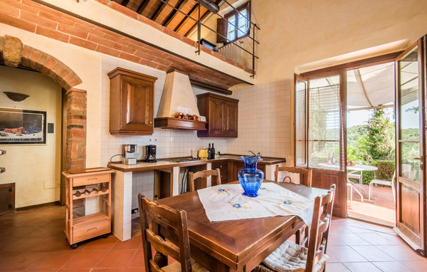 Appartamento - Montaione , Italia - ITN300 401