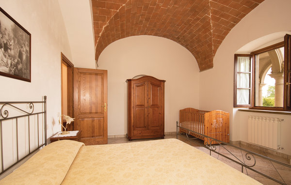 Apartment - Pomarance , Italy - ITN613 602