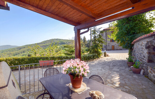 Holiday Home - Cortona , Italy - ITR058 2