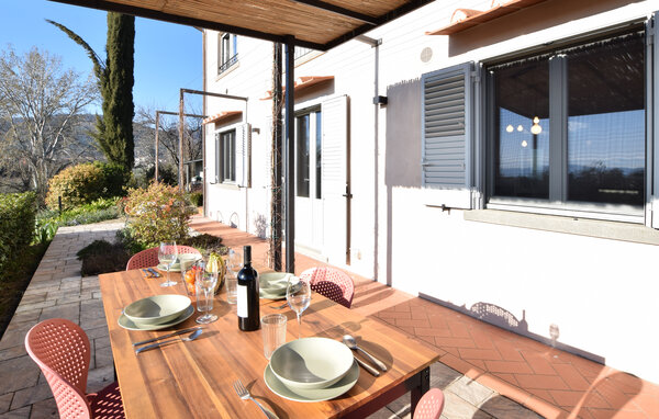 Apartament - Terranuova Bracciolini , Wlochy - ITR060 102