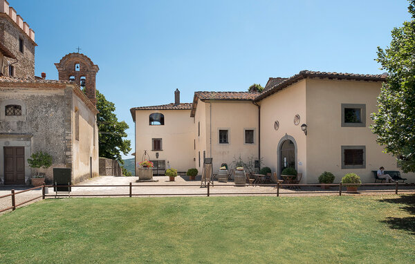 Apartment - Pergine Valdarno , Italy - ITR121 2