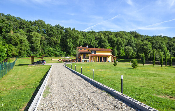 Holiday Home - Arezzo , Italy - ITR127 81