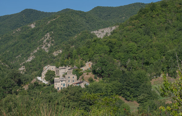 Domy wakacyjne - Badia Tedalda , Wlochy - ITR133 901