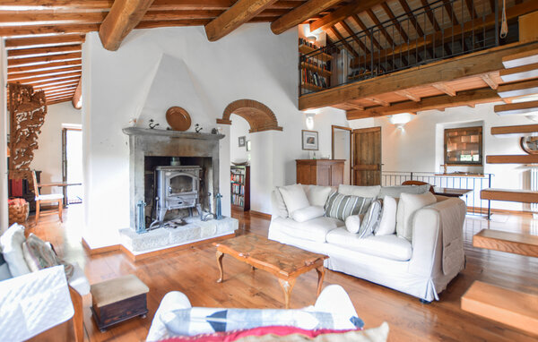 Holiday Home - Caprese Michelangelo , Italy - ITR136 301