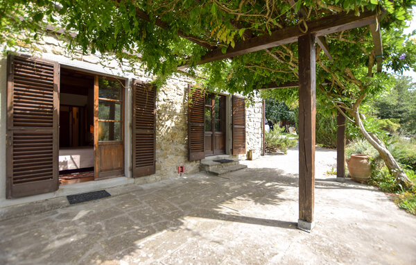 Holiday Home - Caprese Michelangelo , Italy - ITR136 101