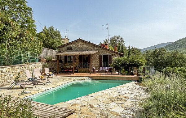 Holiday Home - Caprese Michelangelo , Italy - ITR136 1
