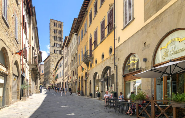 Apartment - Arezzo , Italy - ITR139 901
