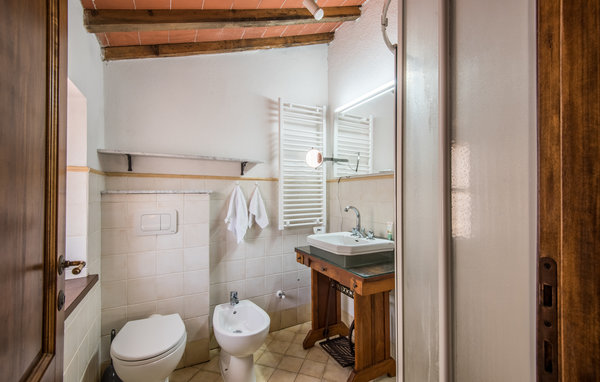 Holiday Home - Casole d'Elsa , Italy - ITS092 701