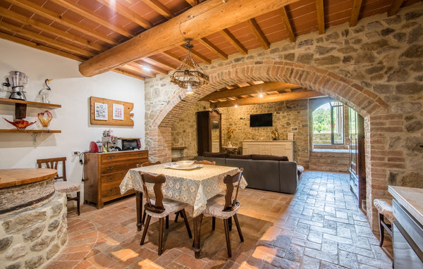 Holiday Home - Casole d'Elsa , Italy - ITS092 303