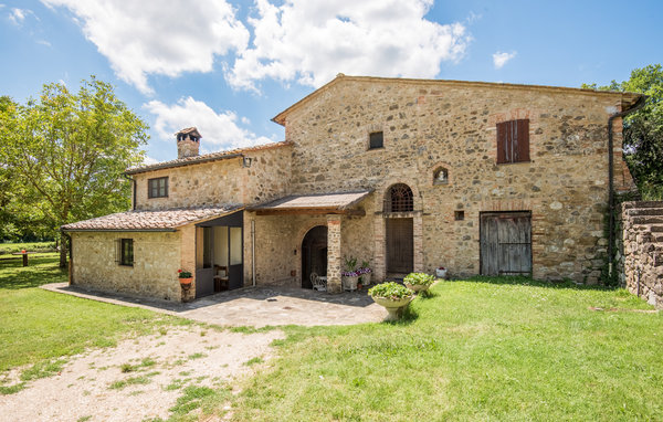 Holiday Home - Casole d'Elsa , Italy - ITS092 83