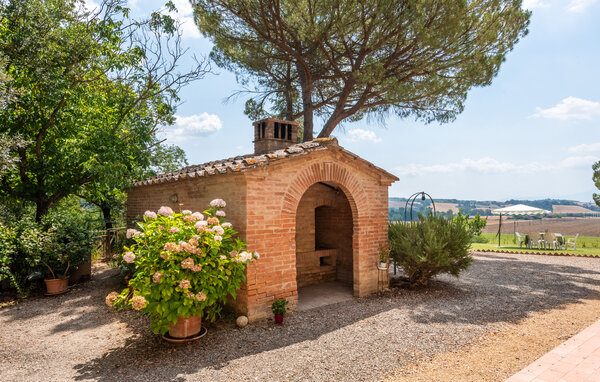 Holiday Home - Monteroni D´Arbia , Italy - ITS258 801
