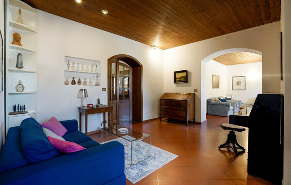 Holiday Home - Monteroni D´Arbia , Italy - ITS258 302