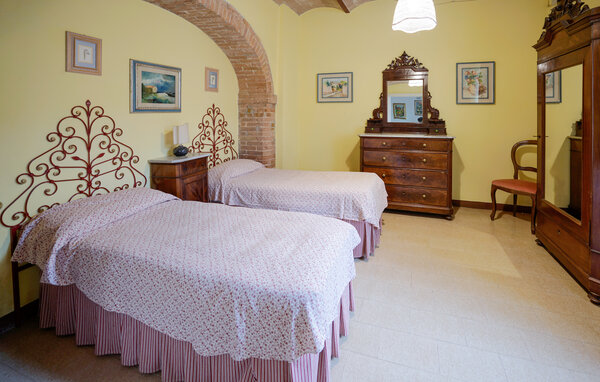 Apartamento - Siena , Italia - ITS692 604