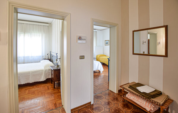 Feriehuse - Pistoia , Italien - ITT013 604