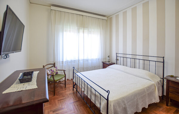 Feriehuse - Pistoia , Italien - ITT013 607