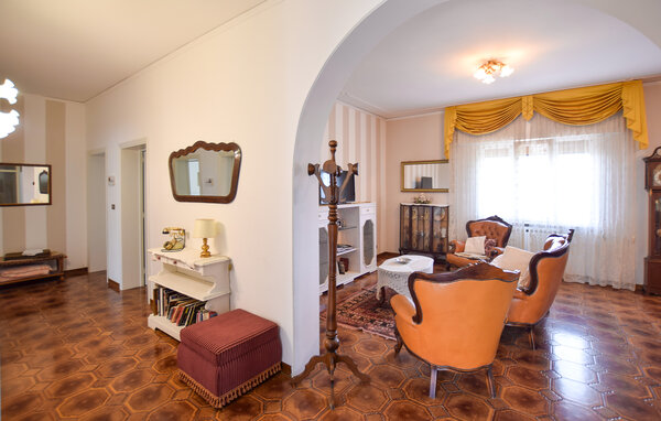 Feriehuse - Pistoia , Italien - ITT013 302