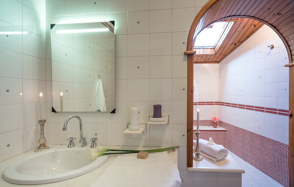 Apartament - Massa e Cozzile , Wlochy - ITT014 701