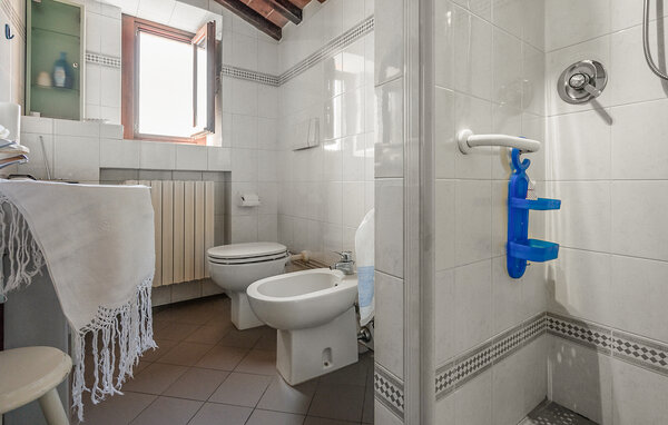 Apartament - Massa e Cozzile , Wlochy - ITT014 703