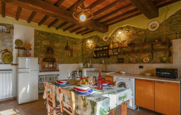 Vakantiehuis - Serravalle Pistoiese , Italië - ITT016 401